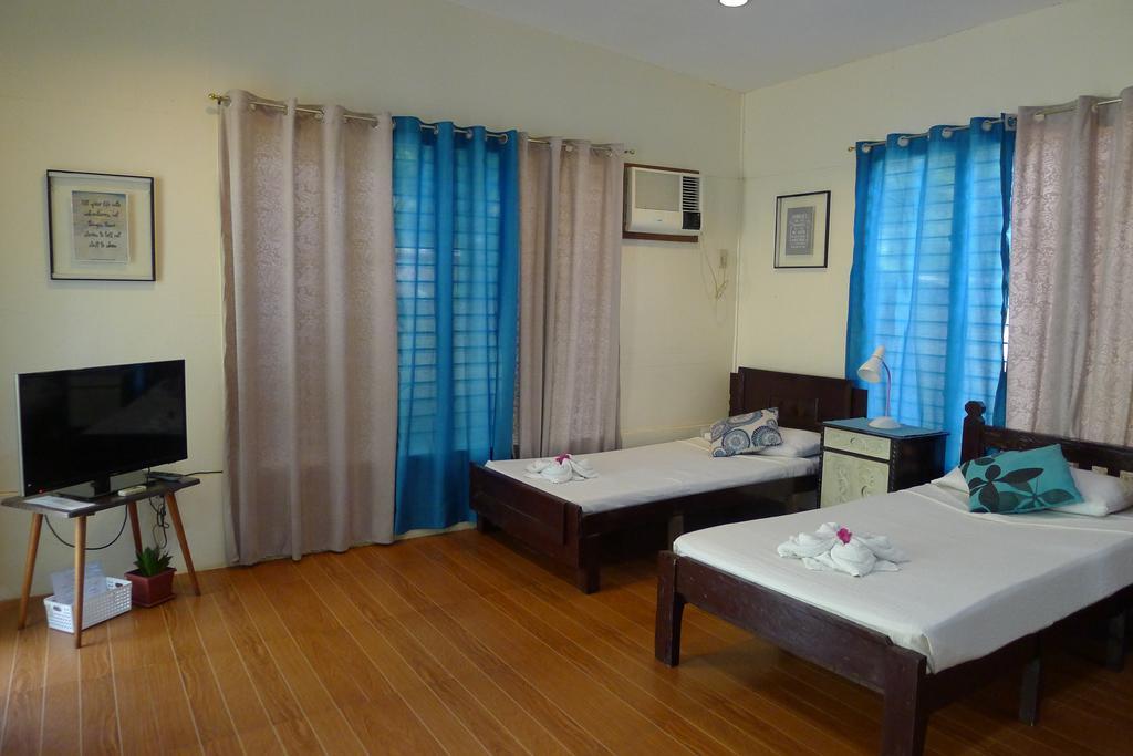 By The Bay, Jacana Bed & Breakfast プエルト・プリンセサ エクステリア 写真
