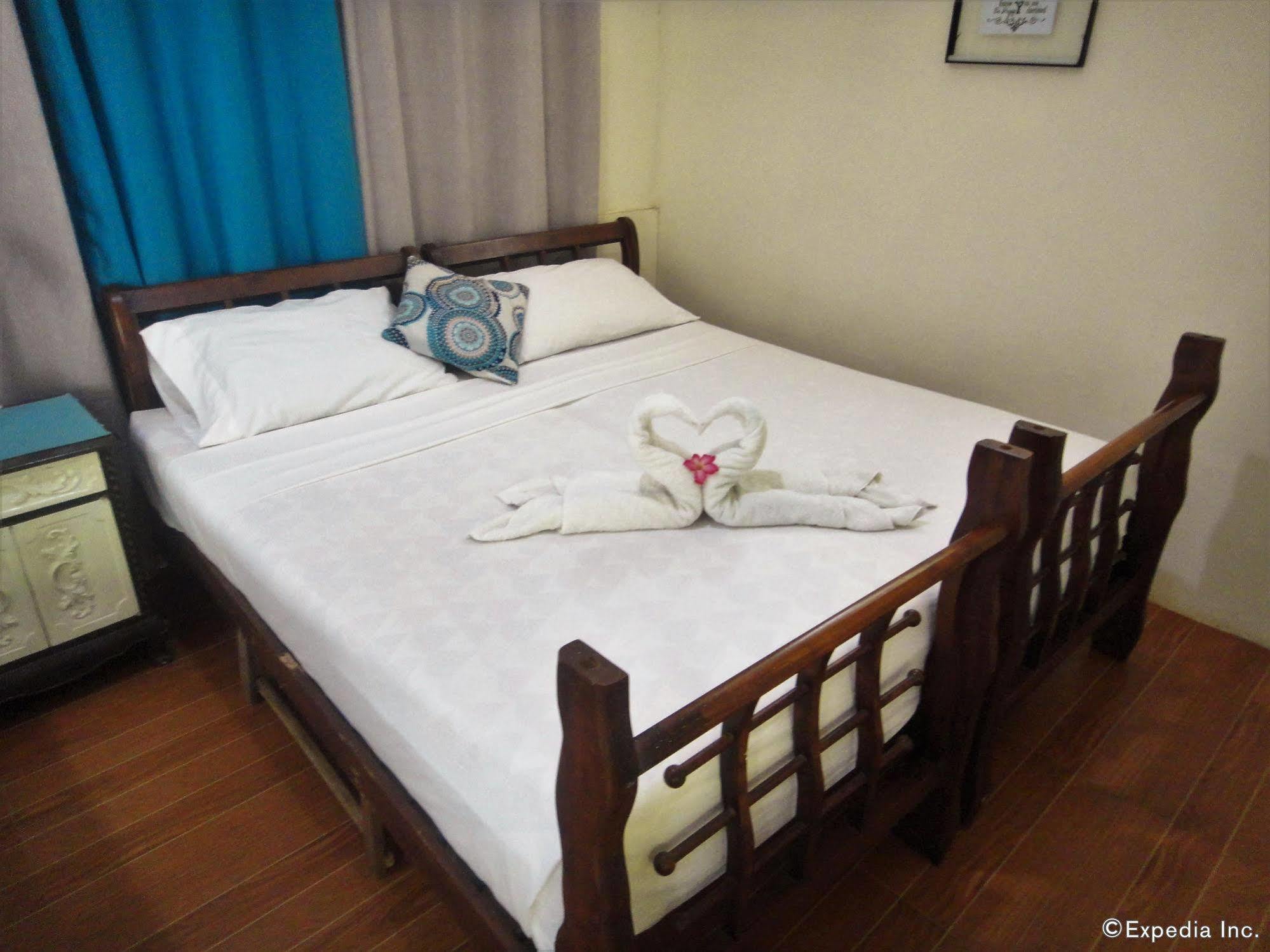 By The Bay, Jacana Bed & Breakfast プエルト・プリンセサ エクステリア 写真