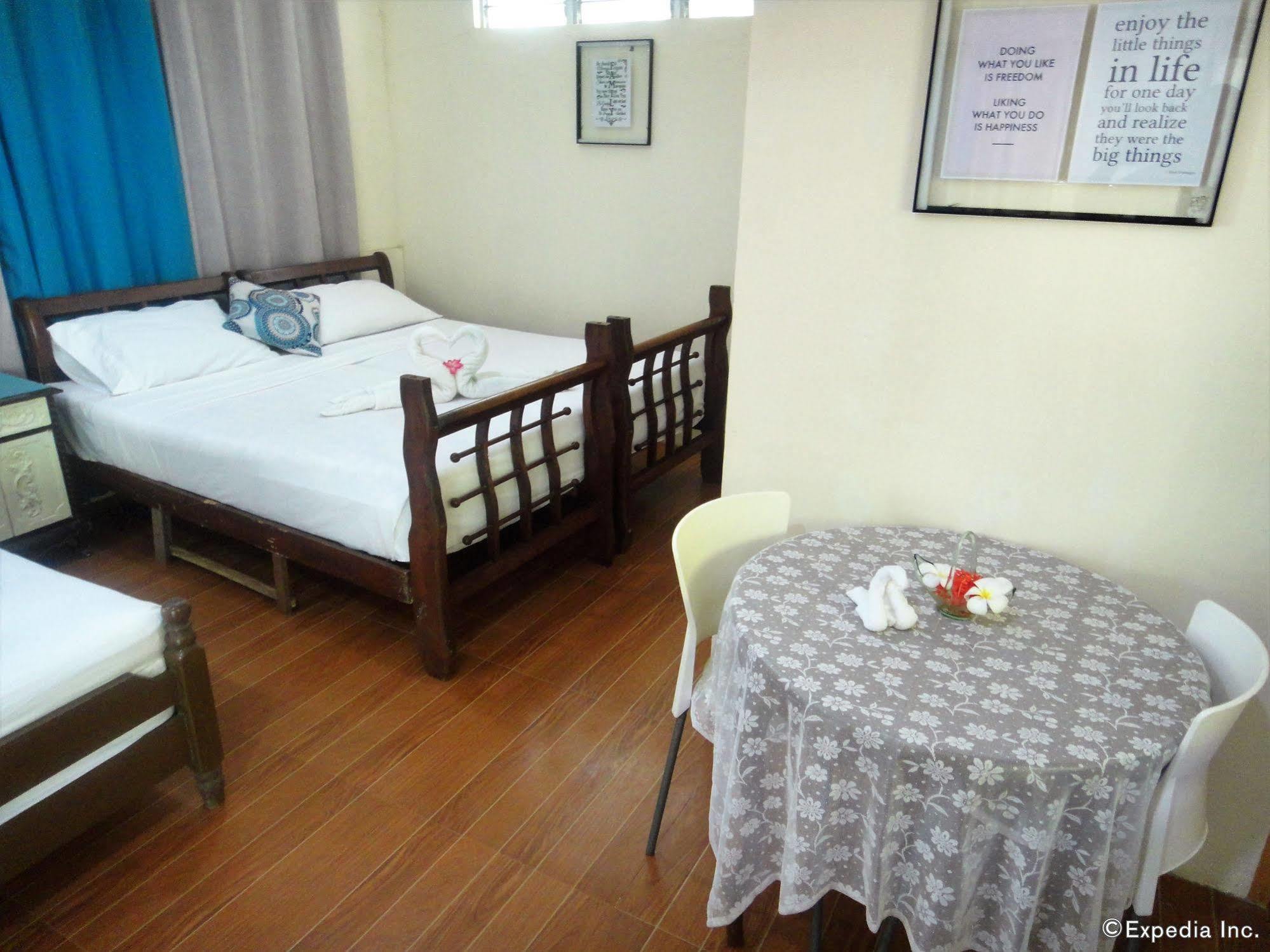 By The Bay, Jacana Bed & Breakfast プエルト・プリンセサ エクステリア 写真
